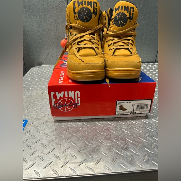 Ewing 33 "Sunflower" EUC - Picture 3 of 6
